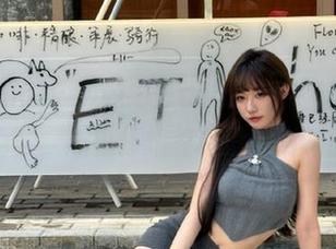 www.51.com，我在这里拼命晒免费，心里却想着有没有附赠的瓜