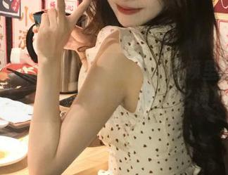 51吃瓜：看那位视频里的吃瓜王，简直就是贱萌的代名词！