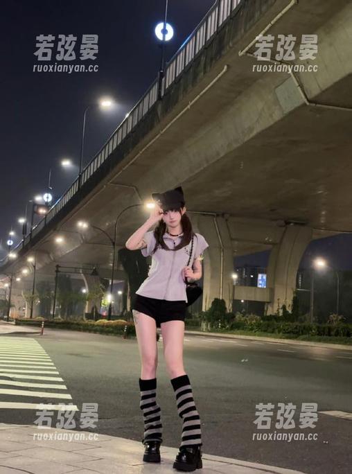 让我在51吃瓜网址中迷失，观看那些奇葩瞬间，人生不再无趣！
