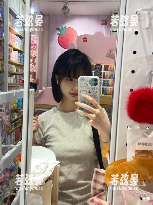 今晚上班累得半死，幸好有91吃瓜中心苹果版来解压！