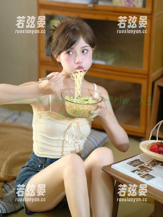 谁说码农不吃瓜？下载hlw，人生从此不一样！