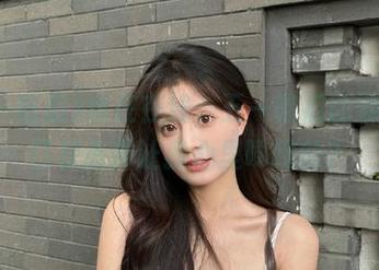 我在在线，五一吃瓜的娜娜今日状态却让我心里嘭嘭的？