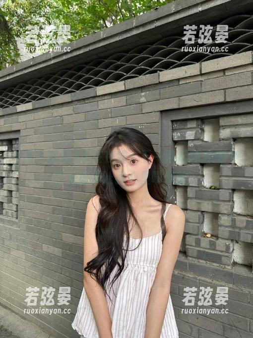 我在在线，五一吃瓜的娜娜今日状态却让我心里嘭嘭的？