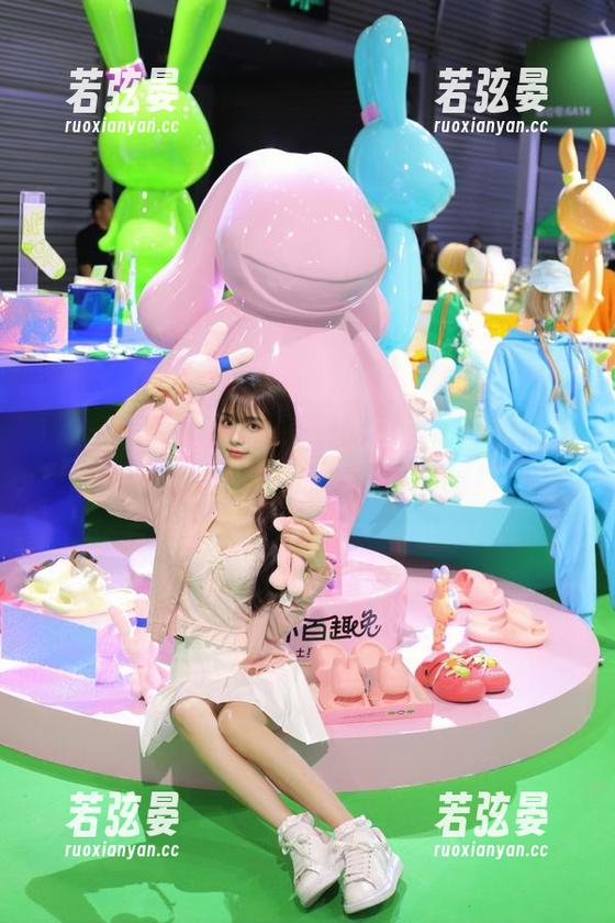 必看！五一吃瓜的热门大瓜，观看几秒钟，让你瞬间脸绿！