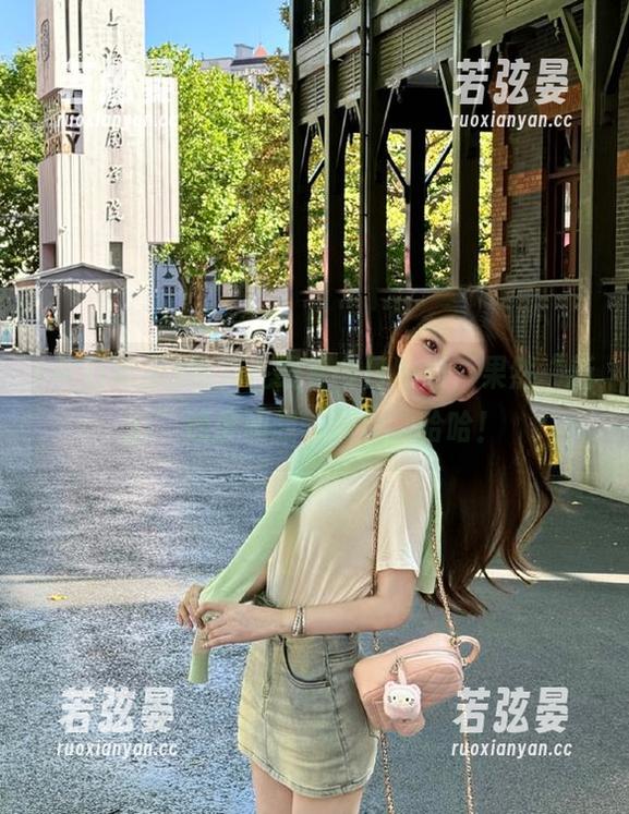 抢先在线看今日吃瓜，果然“新瓜”速度和我一样快，哈哈！