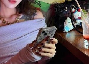 吃瓜在线91，总有一些碎片让你在观看时不知所措。