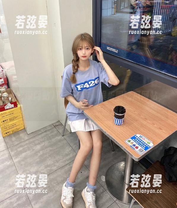 观看狂欢：娱乐圈吃瓜网站，入口如同秘密通道！