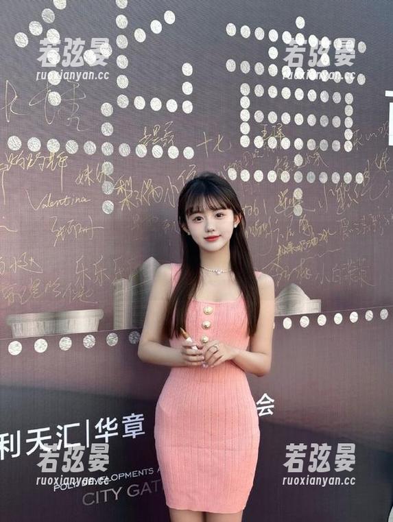别犹豫，下载好莱坞黑料正能量app，瓜就该这么吃！