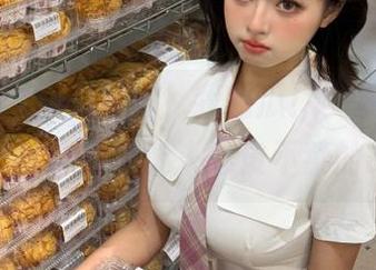 厉害了，我的瓜！“暴走黑料”网站分享那些让人忍俊不禁的故事！