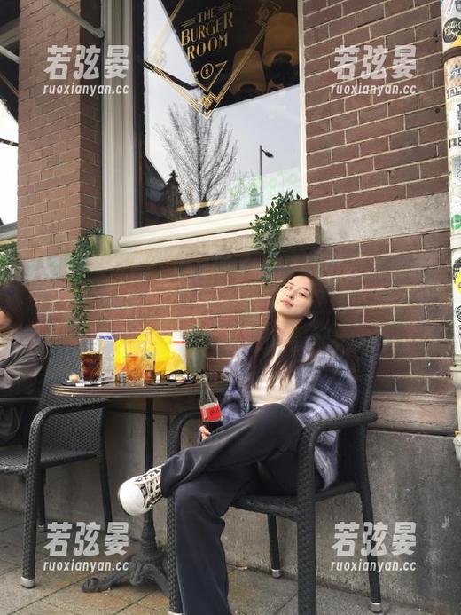 又发现了黑料吃瓜网官网地址zztt.win，里面的视频简直是小道消息的集合，大家快来围观！