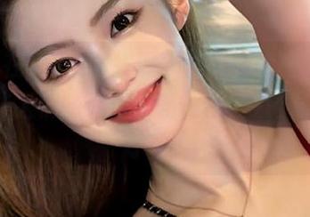 突然发现，黑料在线网址其实是一些人情味的行李箱，乱七八糟但就是好看！