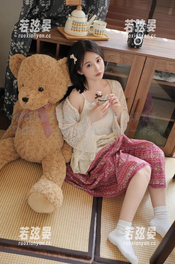 黑料正能量index苹果版：真相在一蕉之间，瓜吃本身就是一种艺术！