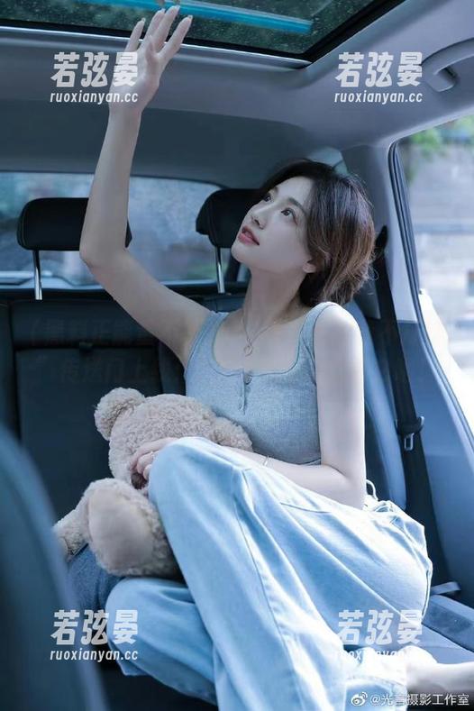 “黑料正能量不打烊”传送门上线：2025年吃瓜就靠它啦！