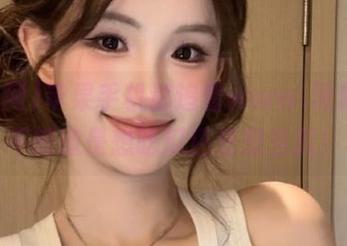 苹果手机都追着www.黑料网，不知道是想吃瓜还是想当瓜！