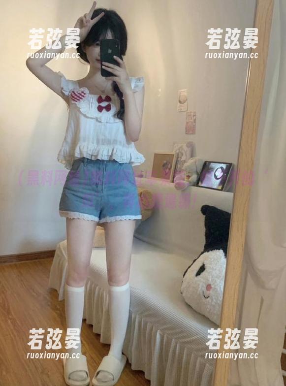 黑料网址苹果版：躲不开的‘瓜’，真心想退级！