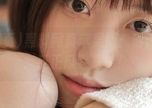 黑料网页苹果版：时间不重要，反正瓜老是掉！