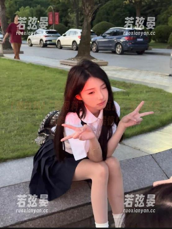“黑网料”新鲜链接，看看这些瓜能不能让你震惊！